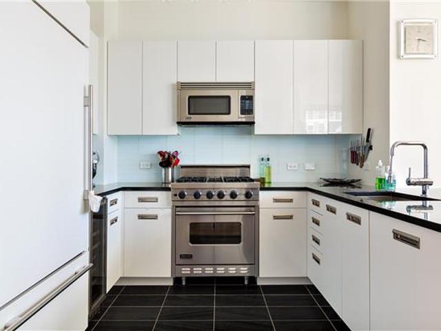 46 30 Center Blvd, Queens, NY
