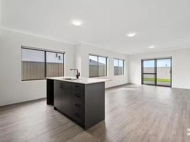 46 Torrenova Way, Sinagra, WA 6065