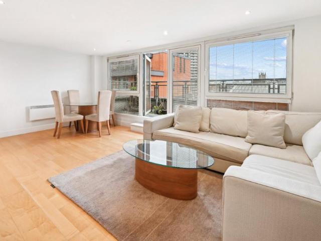 46 Vauxhall Bridge Road, London, SW1V 2RP, United Kingdom | 3 bed apartment for rent #138592174 | Rentberry