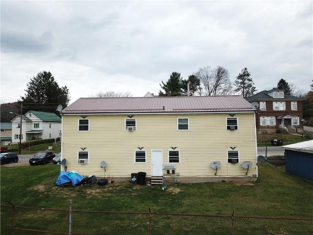 46 W Main St