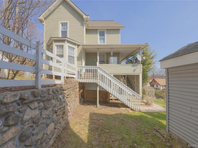 46 Wayne Avenue