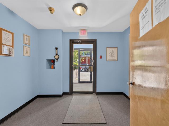 46 West 20Th St # 9