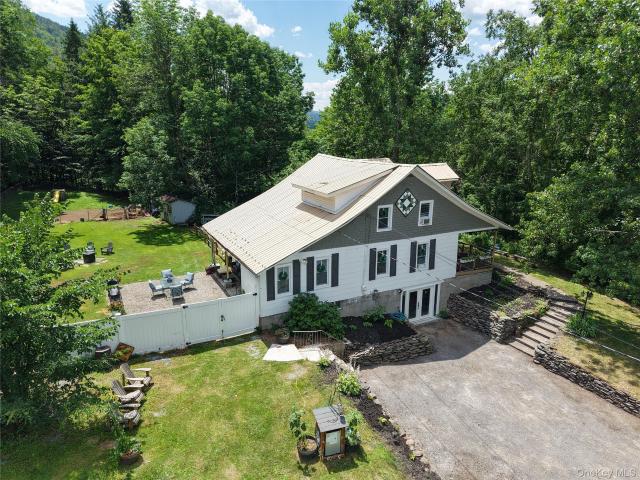 46 Batavia Heights Circle Road