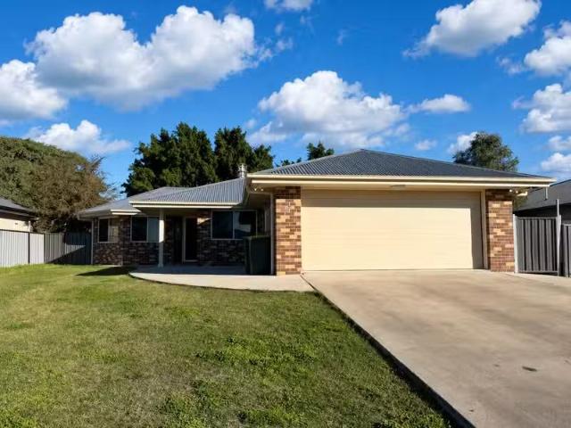 46 Bottlebrush Drive, Moree House for rent Listed by Marygold.