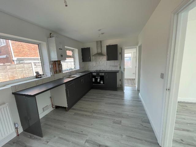 46 Bourne Avenue, Tipton DY4, 3 bed semi detached house to rent, £1,200 pcm | PrimeLocation