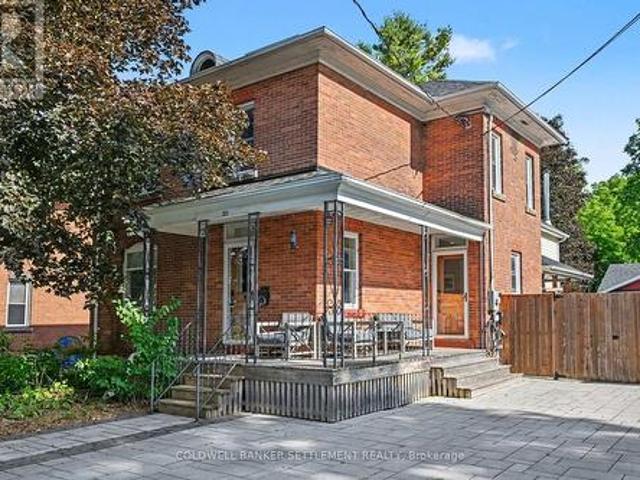 46 Brock Street S, Perth, ON, K7H 1Z6 house for sale | Listing ID X13817 | Royal LePage