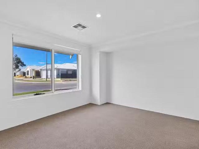 46 Caspar Road, Madora Bay, WA 6210