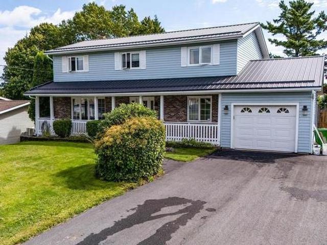 46 Cherry Lane, Bridgewater, NS, B4V 3S3 house for sale | Listing ID 202623 | Royal LePage
