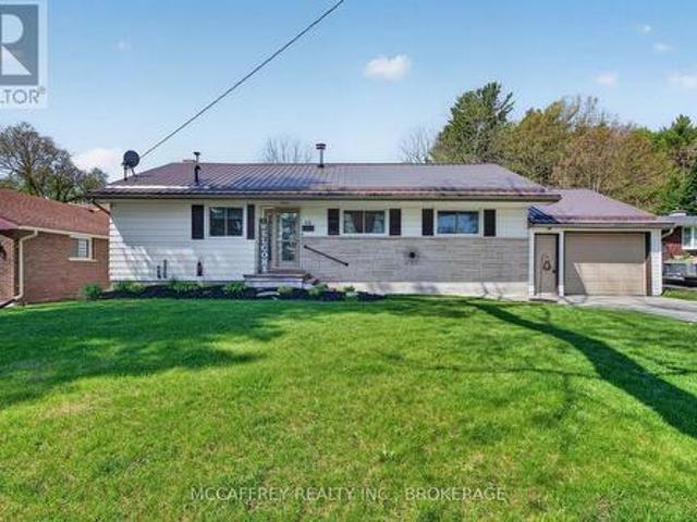 46 College Street, Tweed. Village, ON, K0K 3J0 house for sale | Listing ID X13213 | Royal LePage