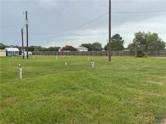46 County Road 400, Yoakum, TX 77995 | MLS #587840