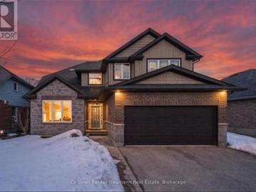 Wellington, Ontario - Patio, Garden