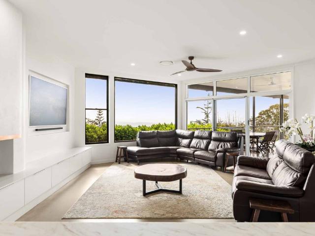 46 Curtis Street, Redwood