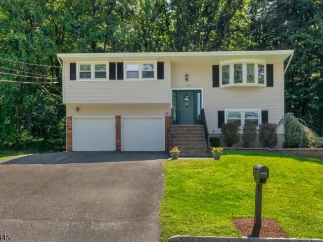 46 Deer Path Dr