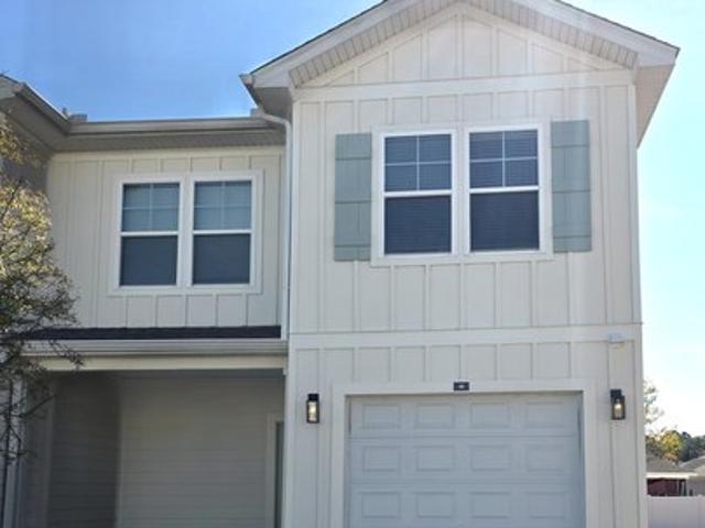 46 E Chapel Dr, Brunswick, GA 31525