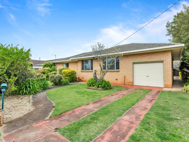 46 Eiser Street, Harristown, QLD 4350 House for Rent Ray White Toowoomba Real Estate