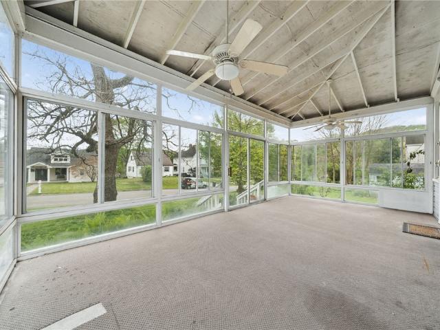 46 Elwyn Ave