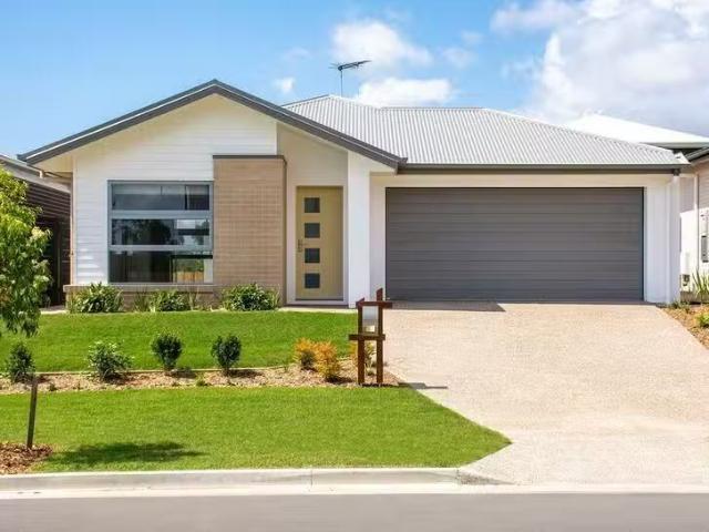46 Greenview Circuit, Arundel, QLD 4214
