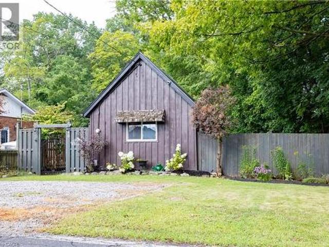 46 John Street, Port Dover, ON, N0A 1N7 house for sale | Listing ID 40857 | Royal LePage