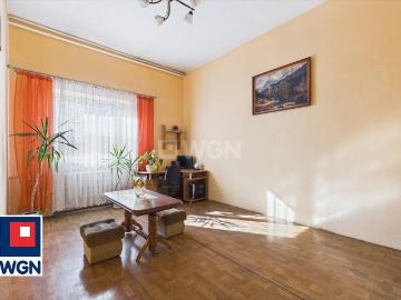 Przestronne 46 m² z garażem i ogródkiem w sercu Jury