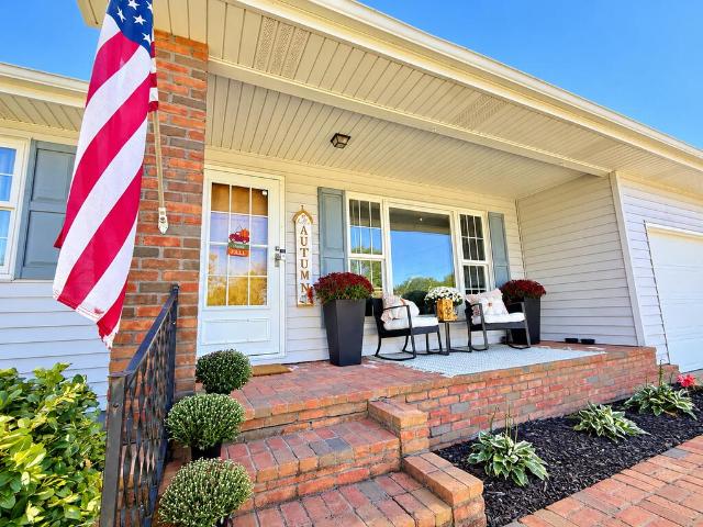 46 Maple Road
