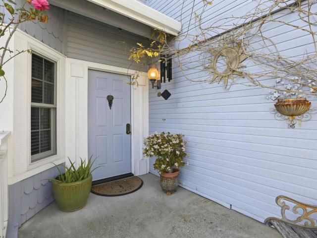 46 Mariners Cir, San Rafael, CA 94903 | MLS #326008