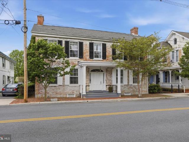 46 N Carlisle Street
