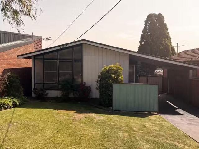46 Picnic Point Road, Panania House for rent Listed by Amie G.