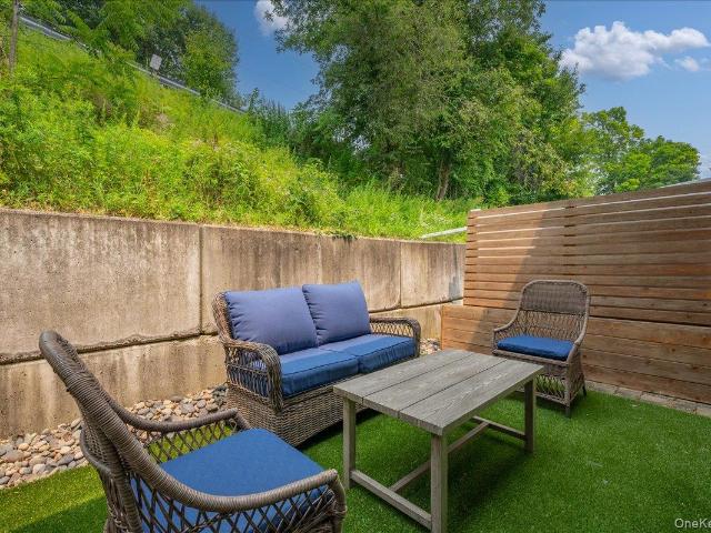 46 Pond Hill Lane