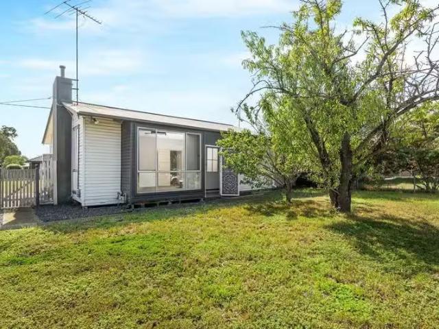 46 Rose Avenue, Norlane, VIC 3214 House for Rent