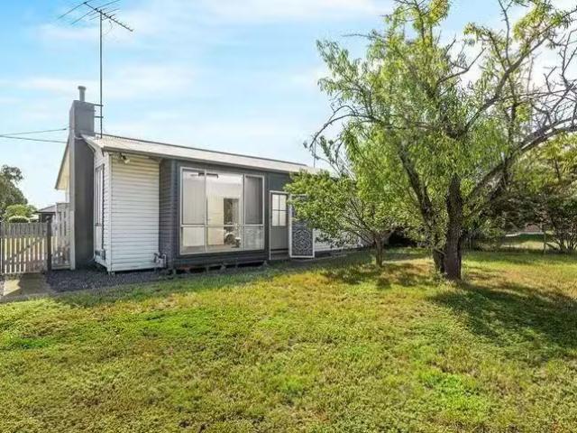 46 Rose Avenue, Norlane, VIC 3214