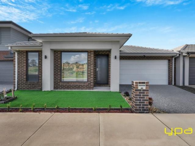 46 Sanctum Parade, Cranbourne West