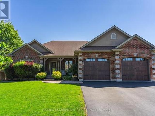 46 Sea Breeze Drive, Norfolk, ON, N0A 1N7 house for sale | Listing ID X13825 | Royal LePage