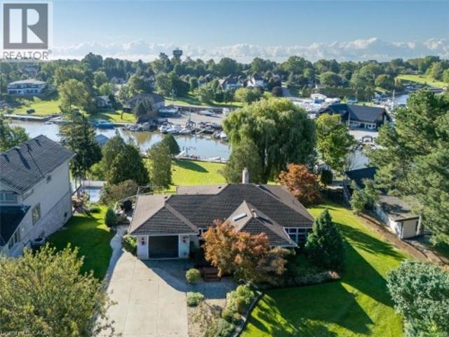 46 Sunninghill Drive, Port Dover, ON, N0A 1N6 house for sale | Listing ID 40860 | Royal LePage