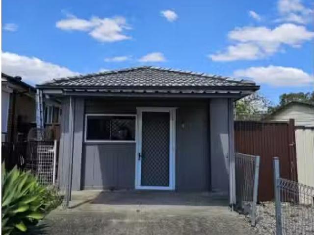46a Idriess Crescent, Blackett House for rent Listed by Sharo.