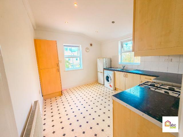 46B Ingleby Road, Ilford, Essex, UK IG1, 2 bed flat to rent, £1,850 pcm | PrimeLocation
