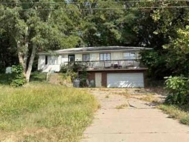 46th Ave