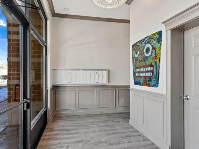4705 S Champlain Avenue # 301