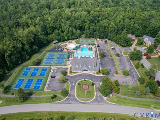 4706 Summer Lake Circle
