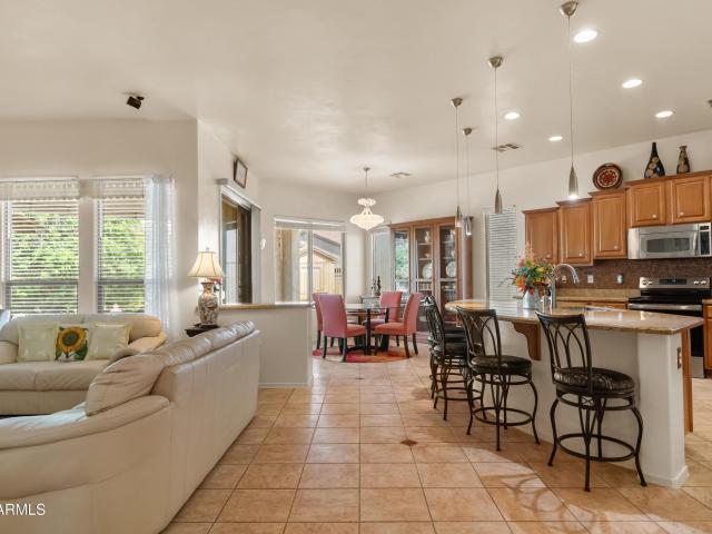 4708 E Sourwood Dr, Gilbert, AZ 85298 | MLS #7011