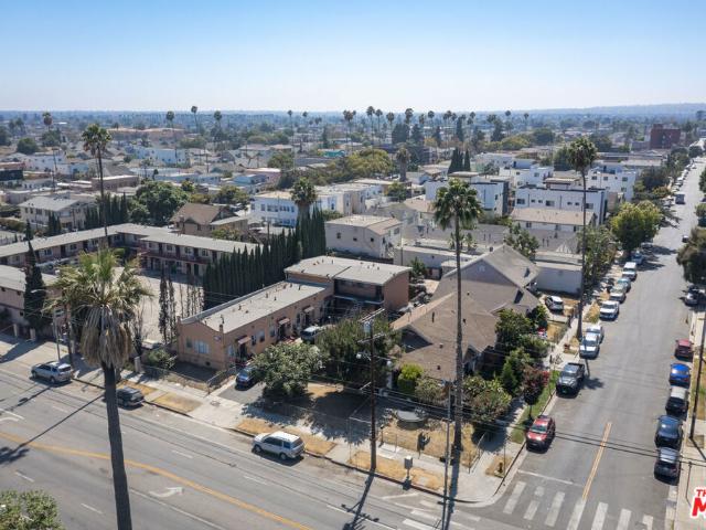 4709 S Figueroa Street