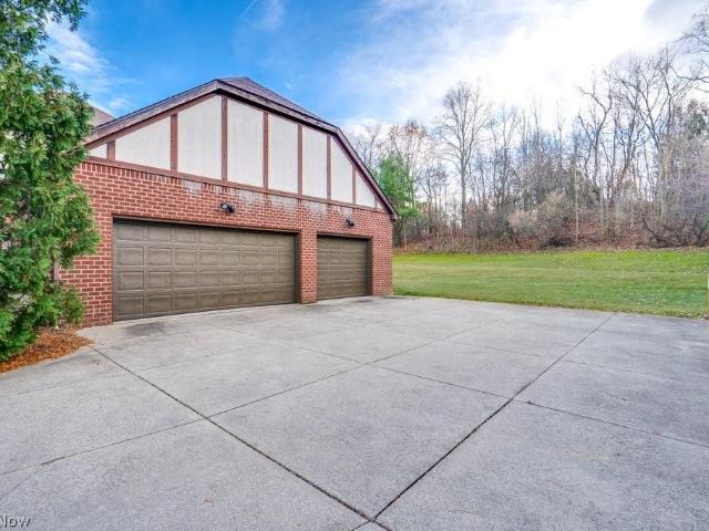 4700 Barnsleigh Drive