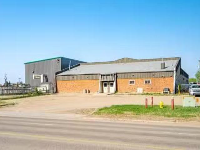 4702 40 Avenue, Lloydminster, SK, S9V 2B6 commercial for sal.