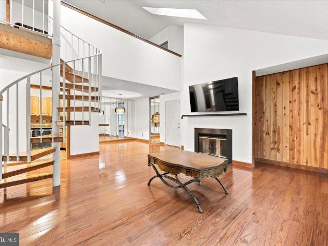 4703 B Dunbarton Road