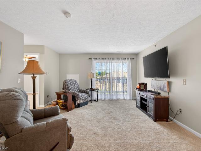 4703 Hills And Dales Road NW
