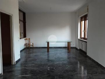 470 / mese, 120 Mq Tecnocasa.it 61142330