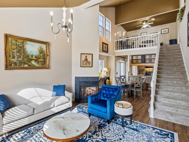 470 S Main St # 107