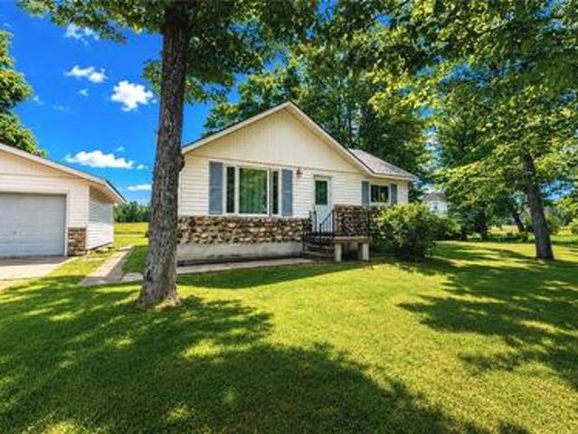 470 Silver Lake Road, Silver Water, Manitoulin Island, ON, P0P 1Y0 house for sale | Listing ID 2129 | Royal LePage