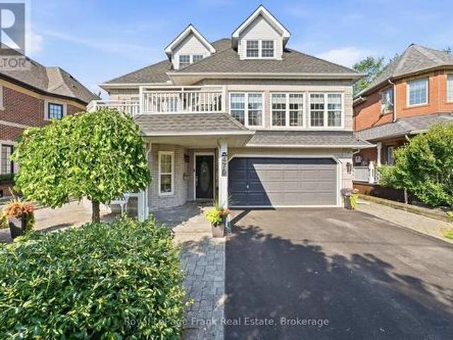 470 Poplar Avenue, Ajax South East, ON, L1S 1E8 Luxury House for sale | Listing ID E13633 | Royal LePage Carriage Trade Luxury Properties
