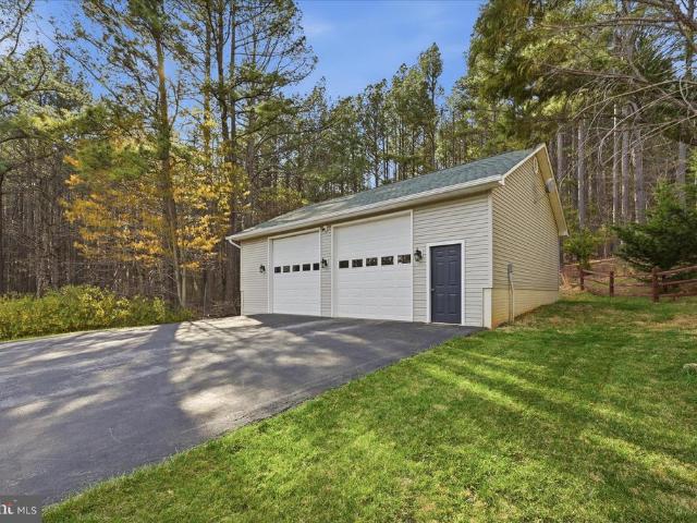 470 Red Hille Way