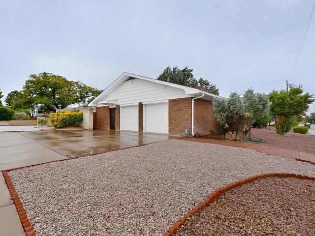 4716 Mountain Road NE